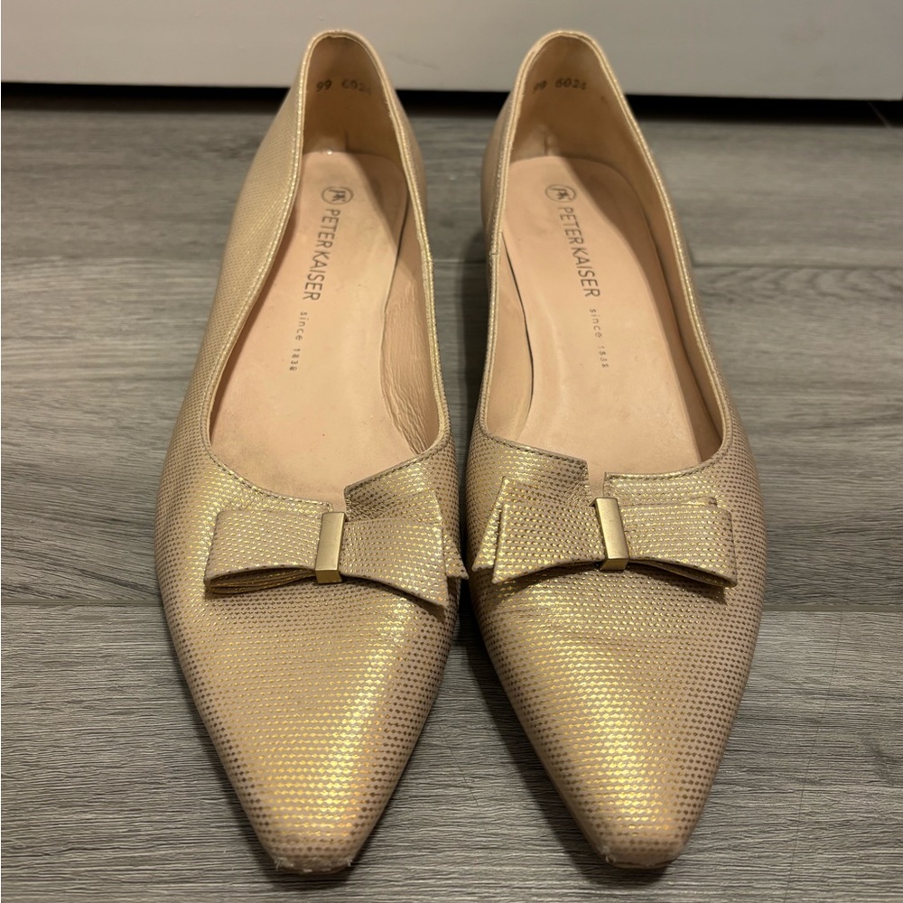 Peter Kaiser Metallic Gold Herls with Bow